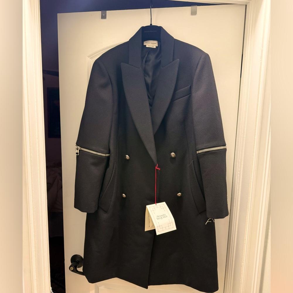 Alexander McQueen Woman Evening  coat